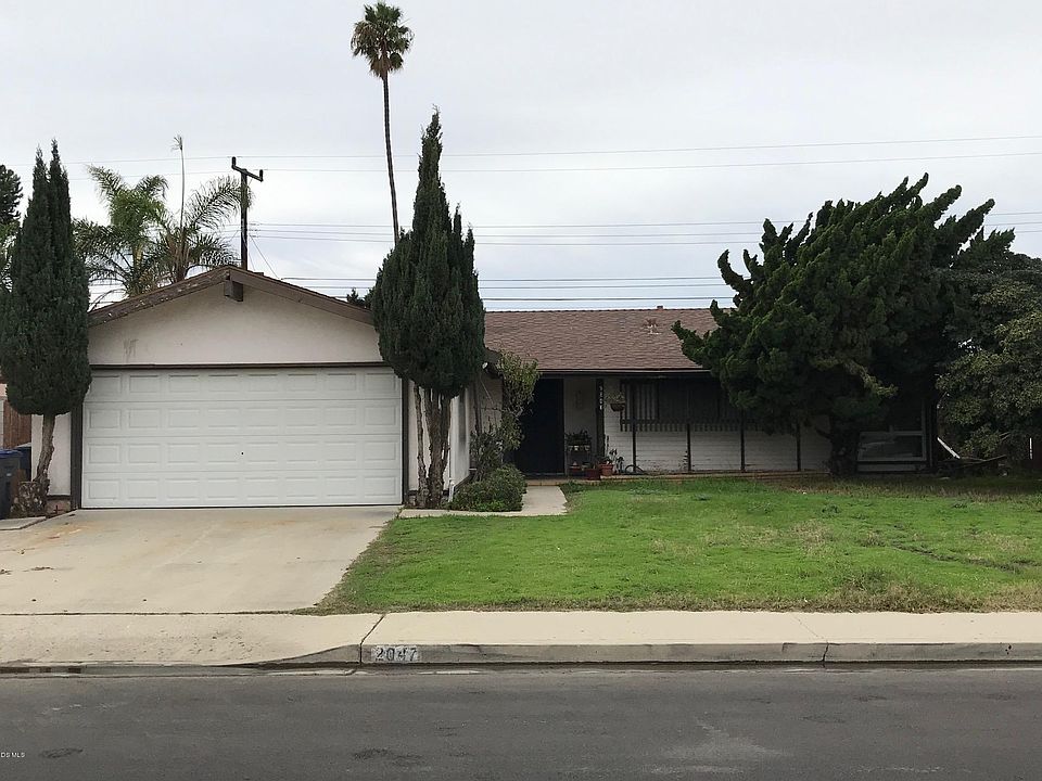 2nd image of 2047 Almanor St