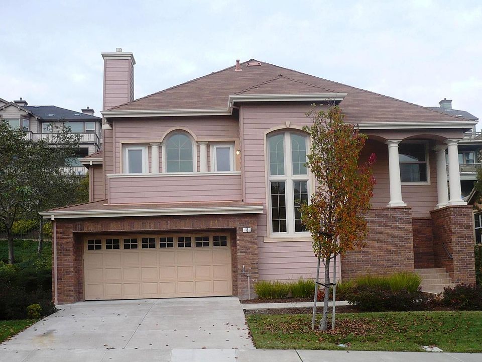 1st image of 18 Huckleberry Ct