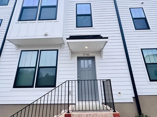 15366 Ballancroft Pkwy, Charlotte, NC 28277