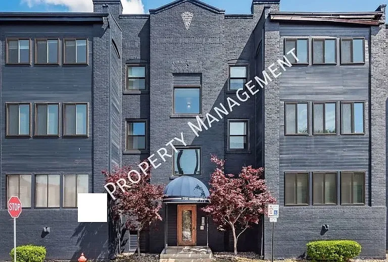 710 Franklin Ave #3 — Photo 12
