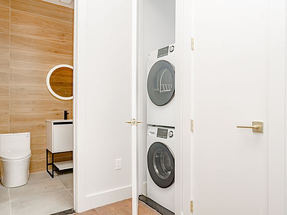 5th image of 99 Varet St #2A