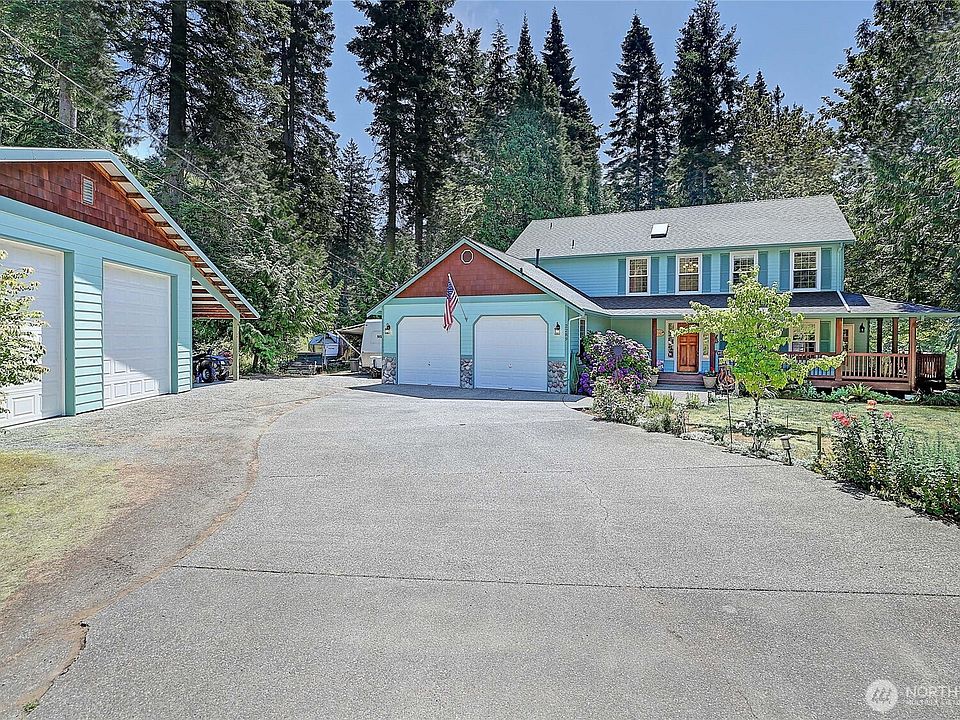 1st image of 2289 Moody Lane