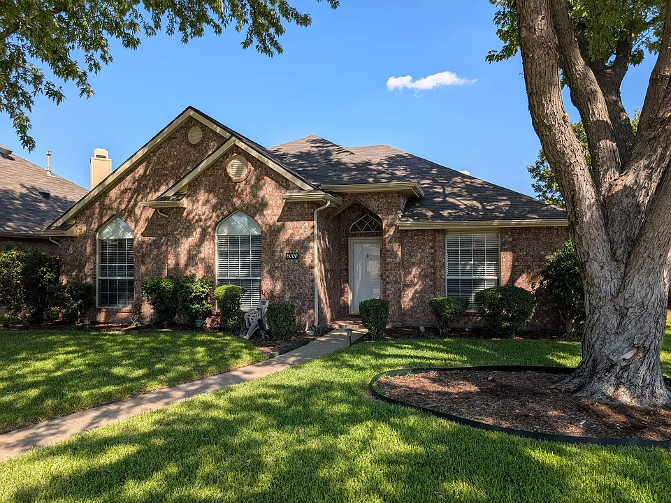 6000 Arlington Dr