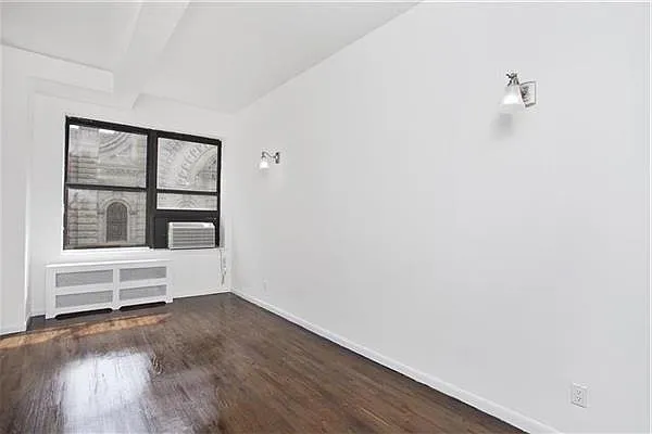 Rented by Mirador Real Estate | media 13