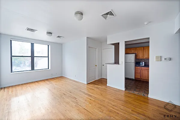 Rented by ERNY LLC | media 13