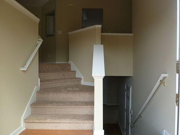 3rd image of 4536 Berline Dr