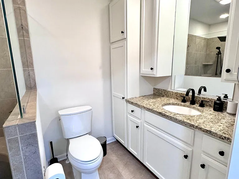 501 Hollis Rd — Photo 23