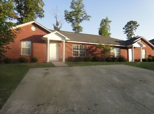689 Meagan Ct, Auburn, AL 36832