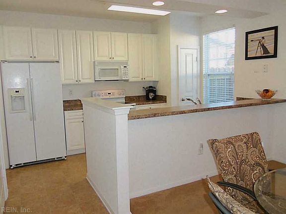 5th image of 1518 Aldershot Ln