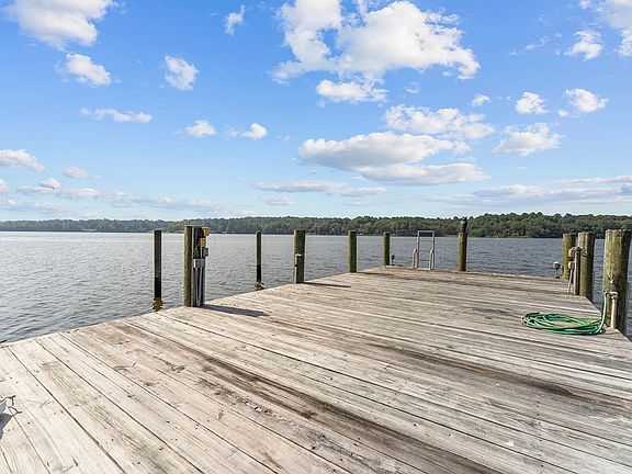 5th image of 532 Icehouse Cove Ln