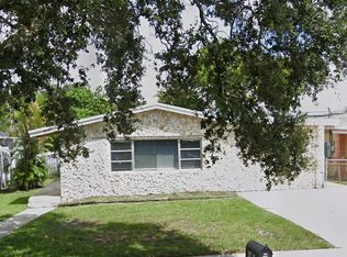 4441 SW 18th St, Hollywood, FL 33023