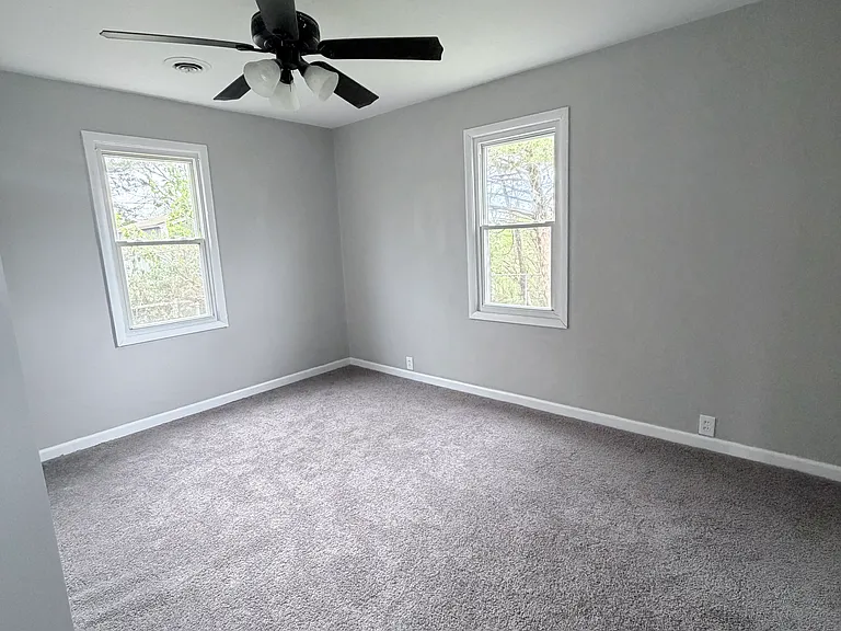 705 Saint Martin Dr — Photo 11