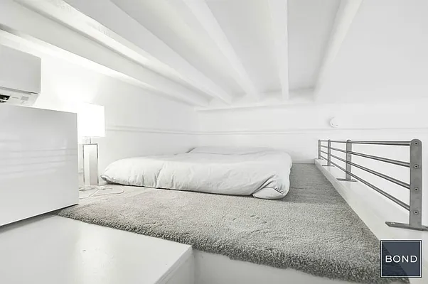 Rented by Bond New York | media 34
