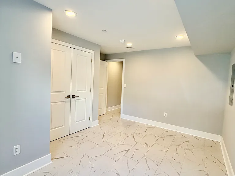 1302 N Marshall St #1 — Photo 11