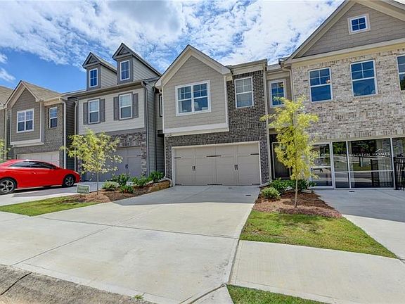 5th image of 2702 Kemp Ct