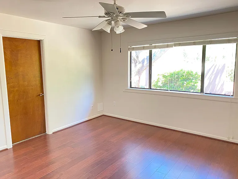 2285 Sanborn Dr — Photo 18