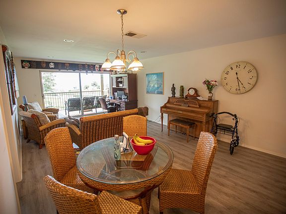 2nd image of 757 Reef Cir