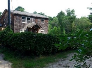140 Parker St, Jarvisburg, NC 27947