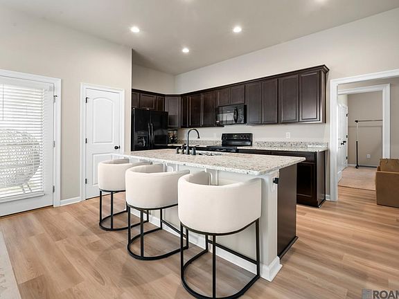 4th image of 59830 Clifts Cove Dr
