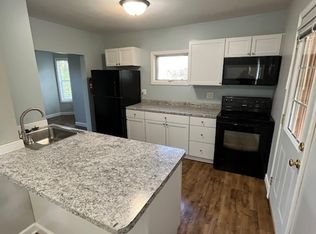 1203 1/2 Bartlett Ave, Altoona, WI 54720