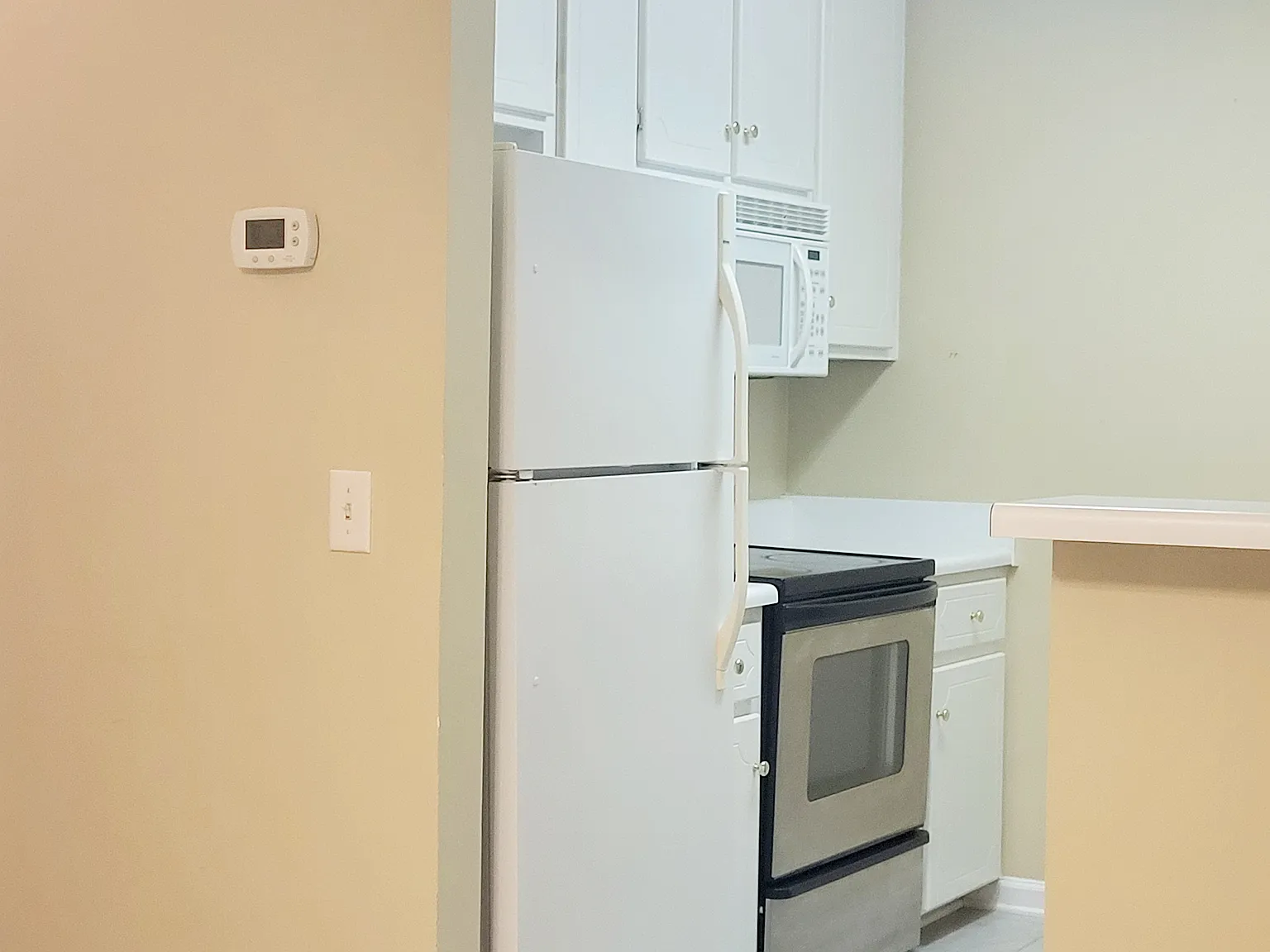 134 S Springview Dr — Photo 2
