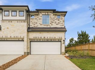 106 W Coralburst Loop, Montgomery, TX 77316