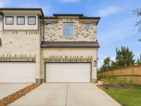 106 W Coralburst Loop, Montgomery, TX 77316