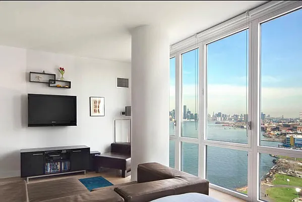 Rented by Corcoran | media 51