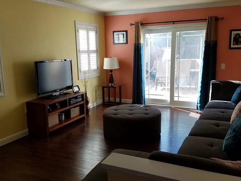 10993 Avenida De Los Lobos — Photo 4