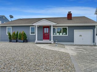 437 Sunset Dr S, Seaside Heights, NJ 08751