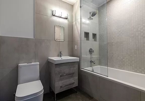 4th image of 410 Tompkins Ave #G5