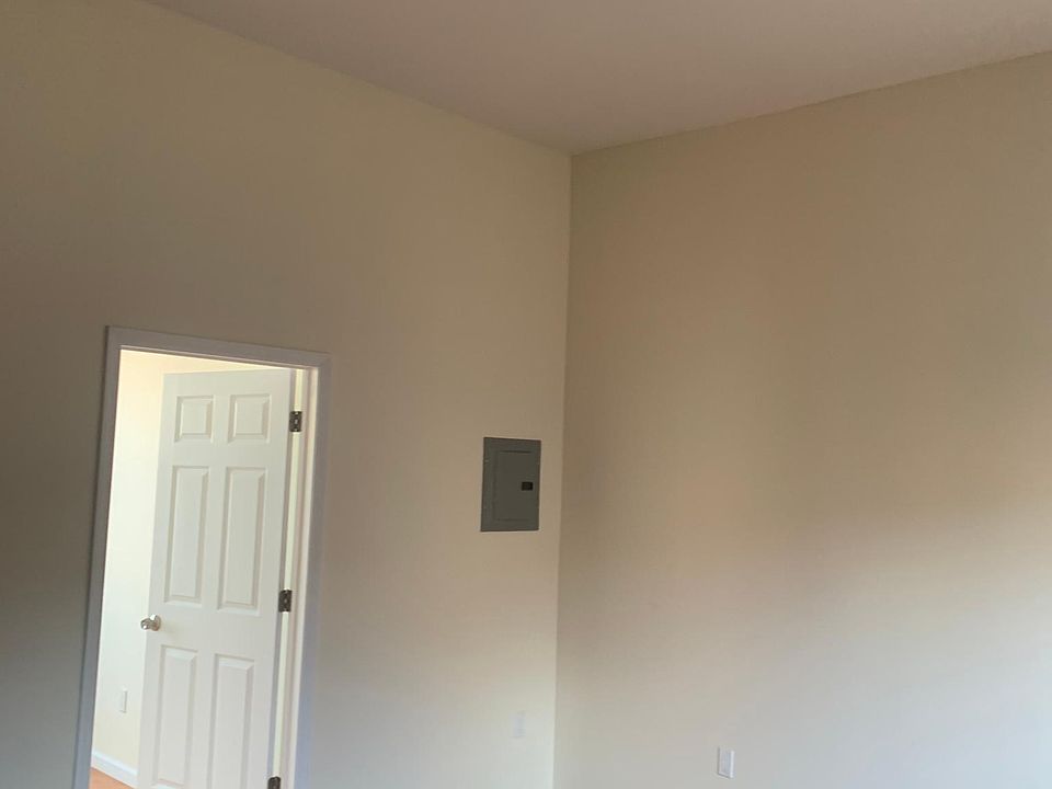 1st image of 146-01 Hillside Ave #4C