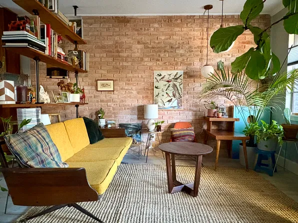 (undisclosed Address), Austin, TX 78704