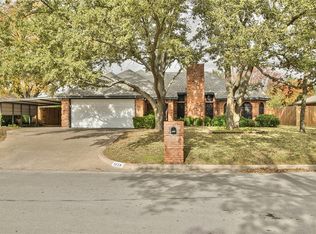 1218 Chaparral Ln, Granbury, TX 76048