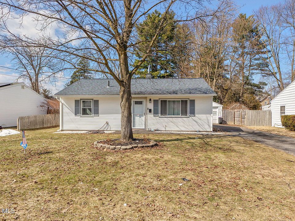 1st image of 247 Chiswell Road