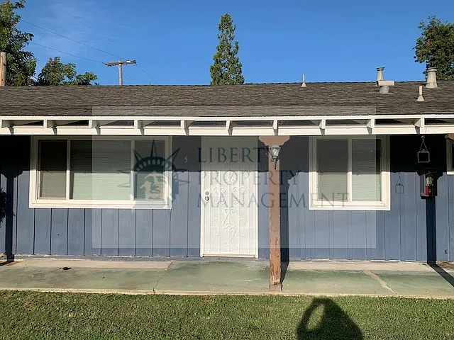2 bed, $1,250 — Photo 1