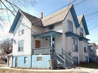 169-71 Ann St, Elgin, IL 60120