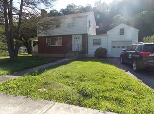 400 Central Ave, Wht Sulphur Spgs, WV 24986