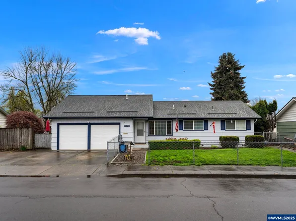 3152 Honeysuckle Way NE, Salem, OR 97301