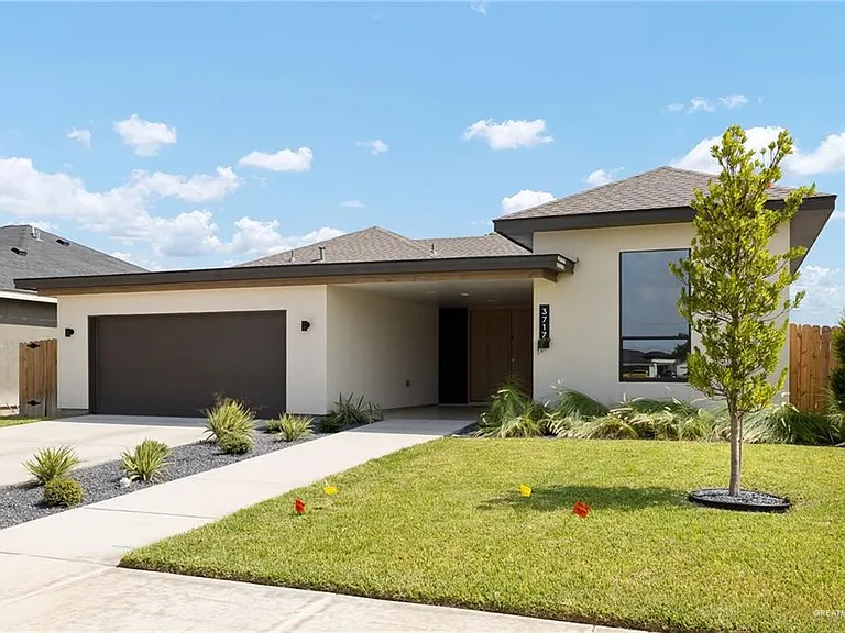 3717 Zenker Ave — Photo 2