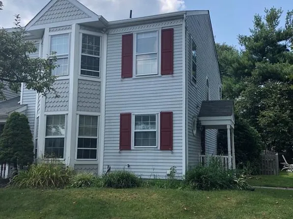 24 Taylors Way, Holland, PA 18966