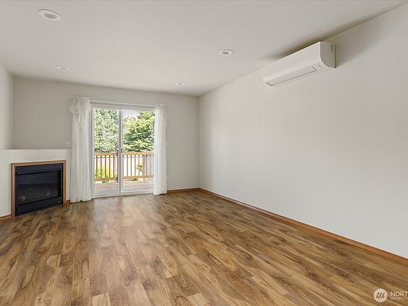 5th image of 1766 SW Stremler Drive