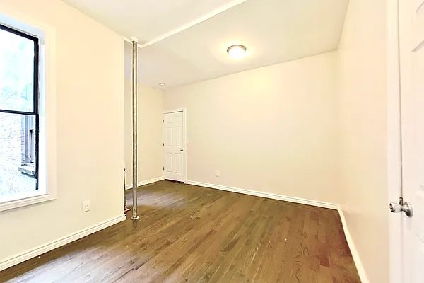 Rented by Platinum Properties | media 10