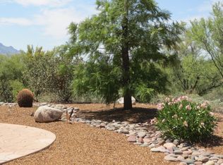 13973 N Desert Butte Dr, Oro Valley, AZ 85755