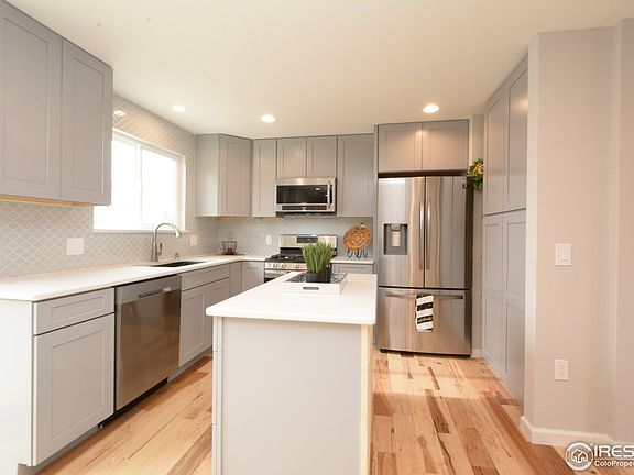 5th image of 10961 Albion Dr