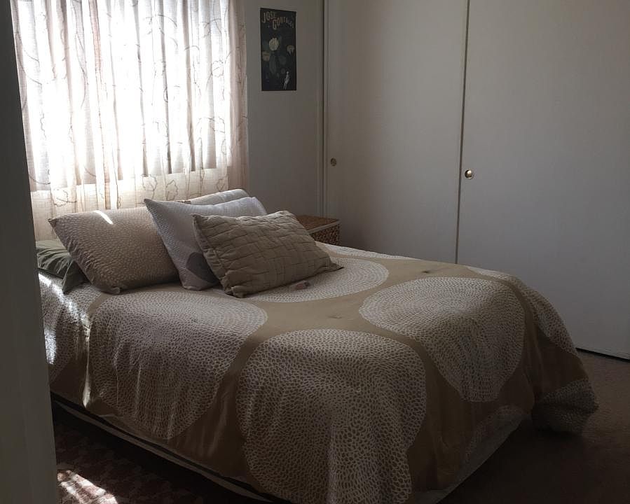 1st image of 3030 Monroe Ave APT 4