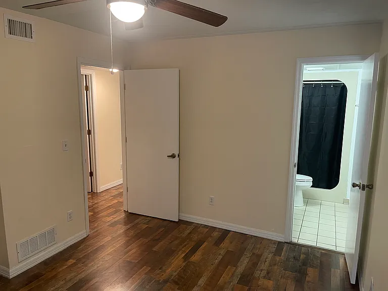 1673 Spring Garden Ct #1673 — Photo 16