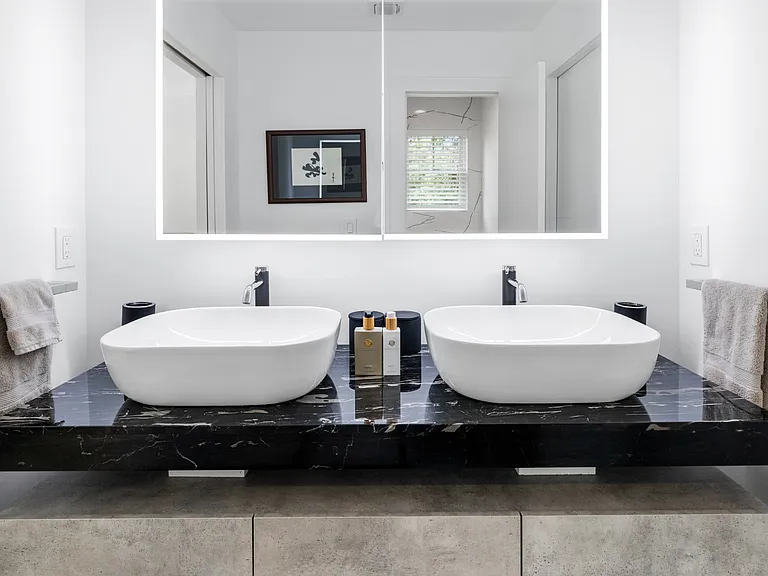 Scotch Mist Ln — Photo 23