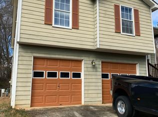 5585 Rockingwood Ct, College Park, GA 30349