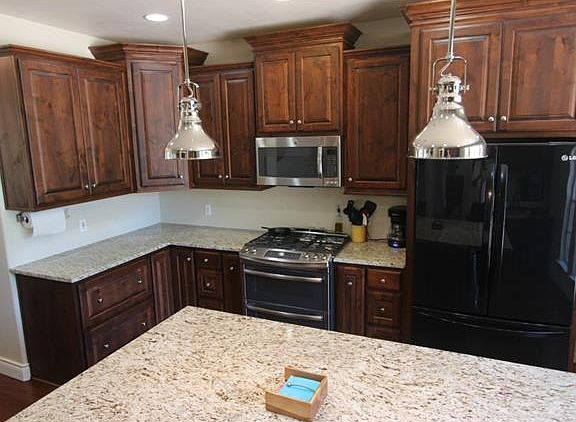 5th image of 200 Cavalier Ln